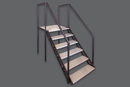 Hewitt Introduces Improved and Customizable All-Terrain Staircase System 